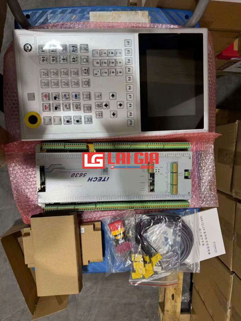 3. TECHMATION iTECH 5630 - Bộ điều khiển máy ép nhựa